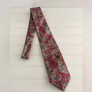 London Chow Mens London Fog Paisley Burgundy Made in USA Polyester Tie